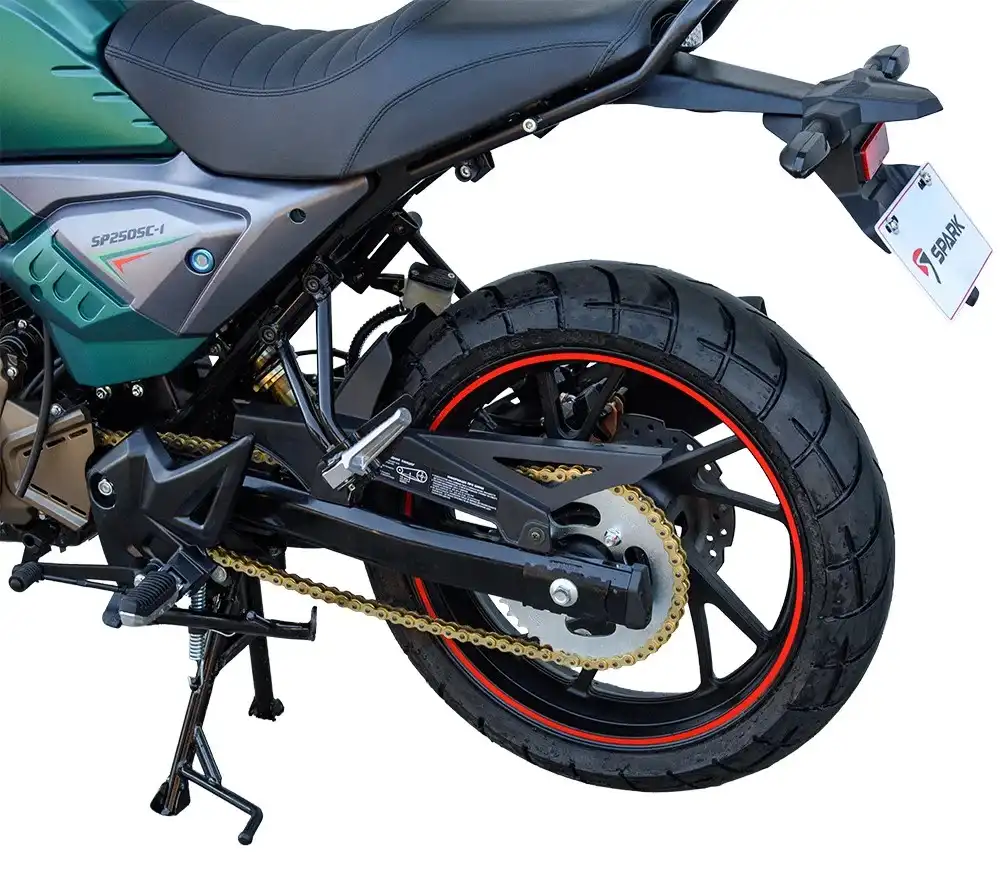 SPARK SP300RS-2 крупный план переднего тормоза