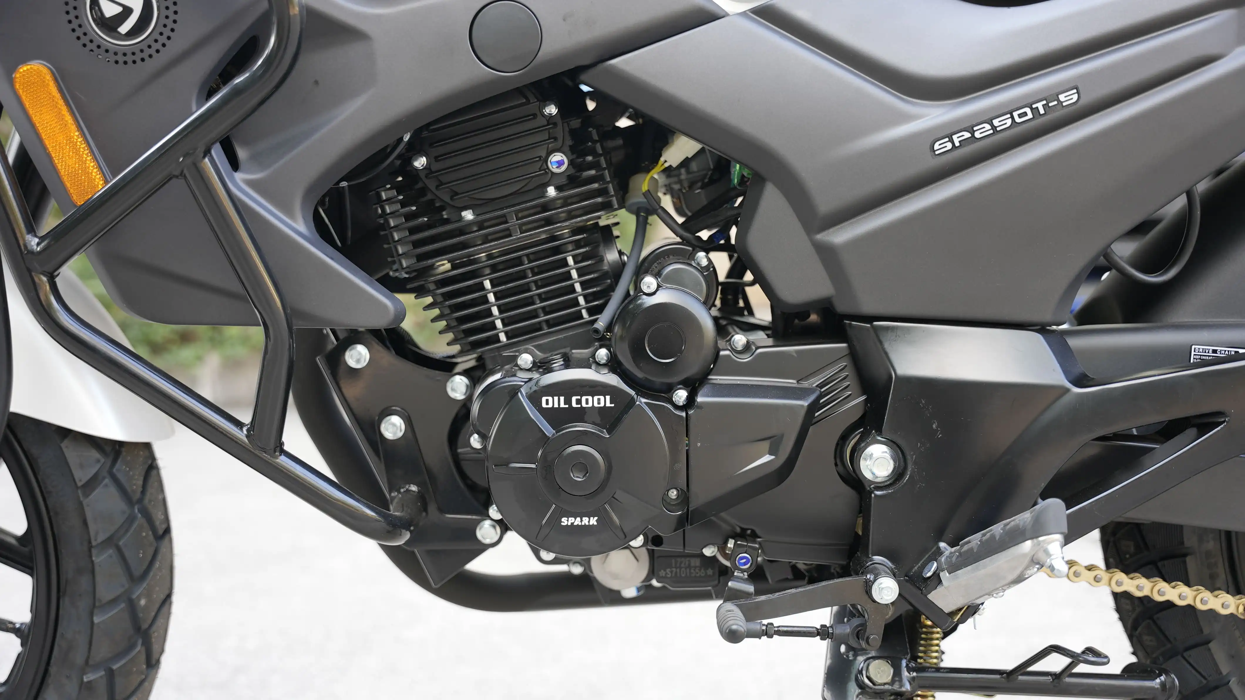 Мотоцикл SP250T–5 SPARK